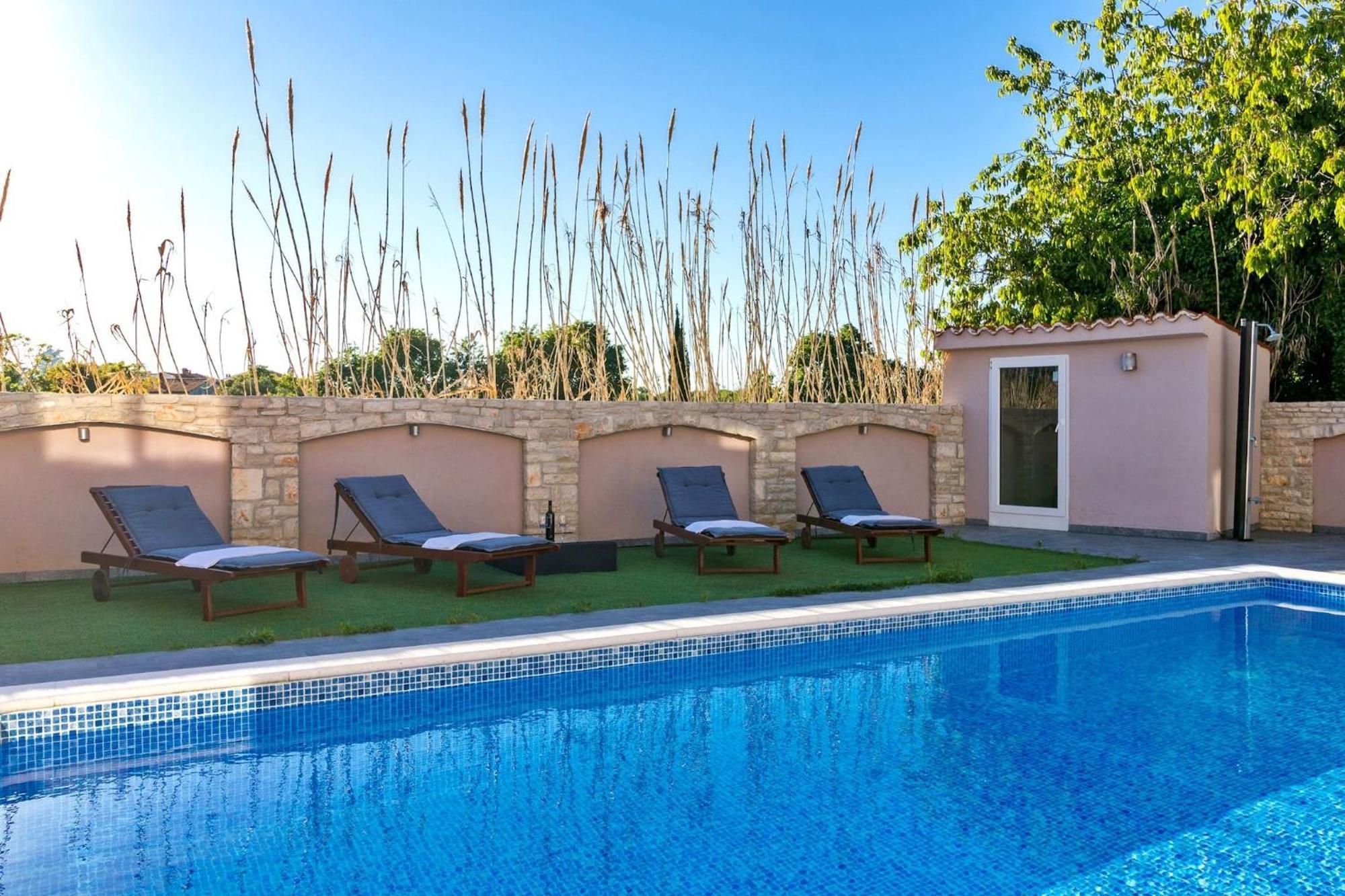 Villa Philippo And Nika
